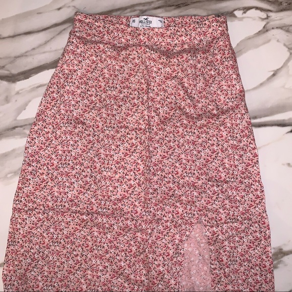 Ultra High Rise Woven Midi Skirt 